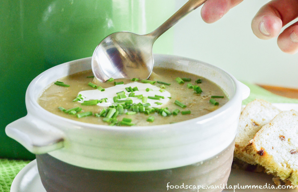 vegan-potato-leek-soup