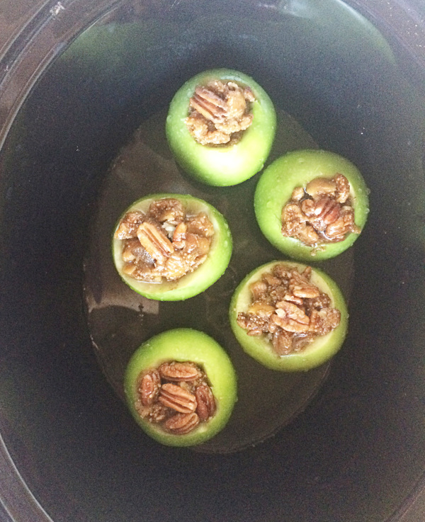 Slow Cooker Stuffed Apples with Figs | foodscape